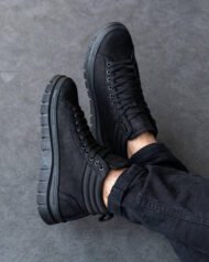 Чоловічі ботинки PRIME BLACK чорні на нозі, вигляд зверху