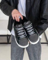 Чоловічі Barefoot анатомічні FLY GREEN зелені вигляд пари в руці