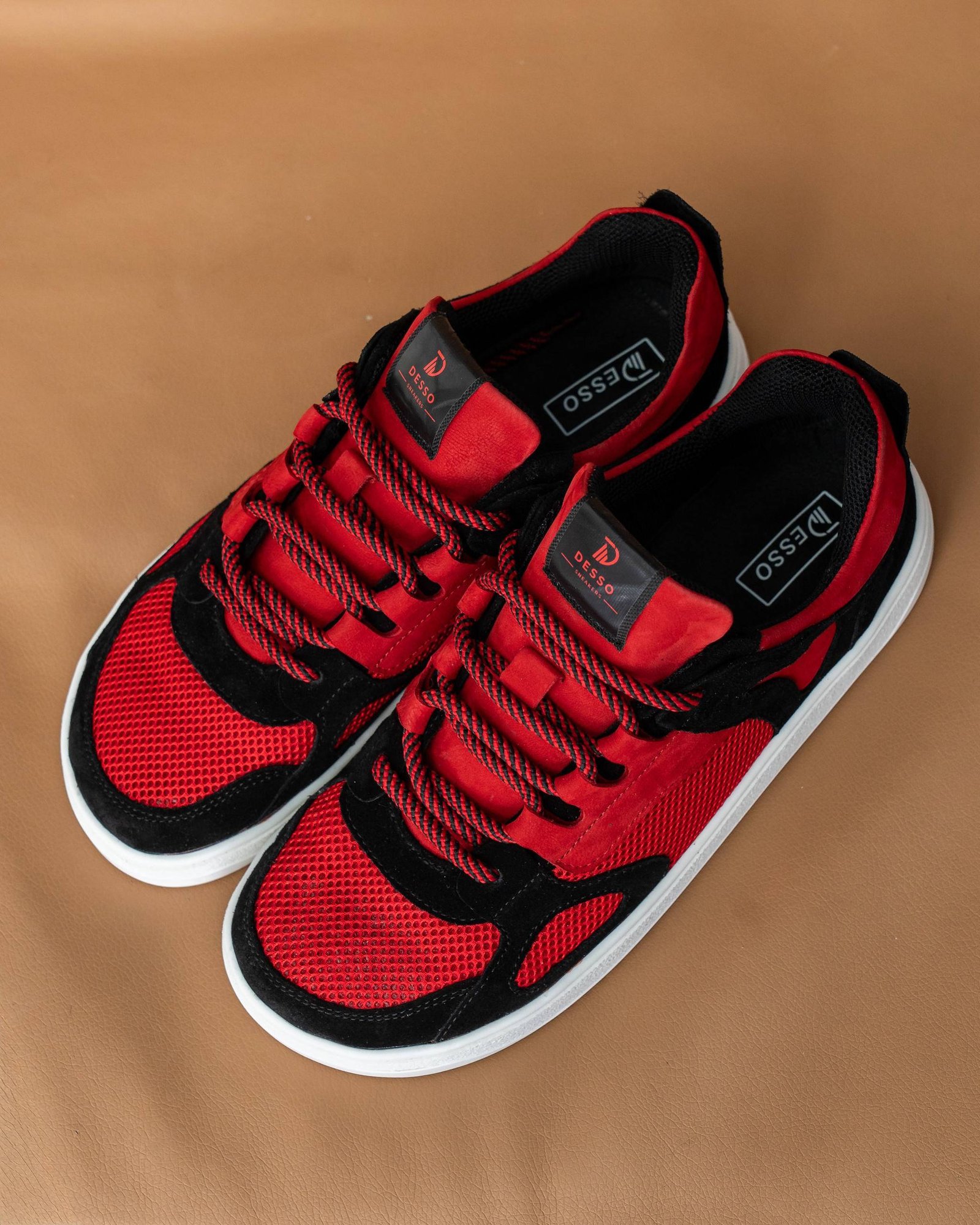 Чоловічі Barefoot FLY RED анатомічні червоні Чоловічі Barefoot анатомічні FLY RED червоні мінімалістичні кросівки вигляд зверху