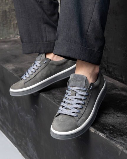 Чоловічі кеди BLAZE GREY сірі на нозі міський стиль