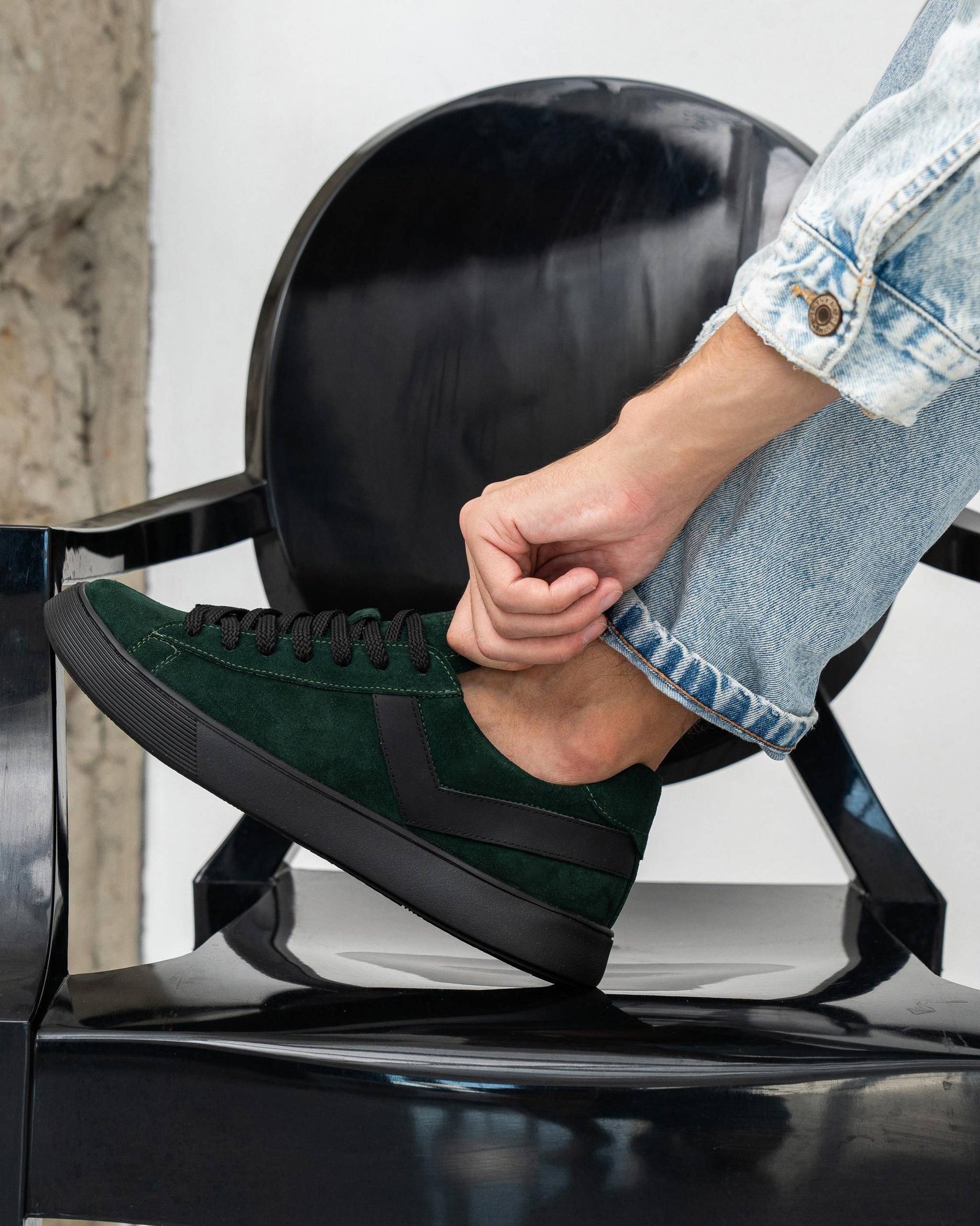 Кеди HUNTER GREEN чоловічі темно-зелені Чоловічі кеди HUNTER GREEN темно-зелені на нозі