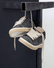 Чоловічі кеди літні AERO GREY сірі боковий вигляд lifestyle