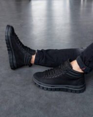 Чоловічі ботинки PRIME BLACK чорні на нозі, горизонтальний ракурс