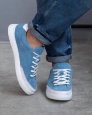 Чоловічі кеди VORTEX BLUE сині на нозі вигляд спереду