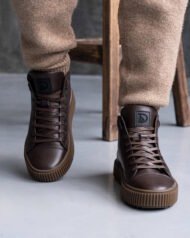 Чоловічі ботинки GLAM FOX коричневі шкіряні фронтальний вигляд на нозі