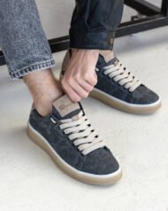 Чоловічі кеди літні AERO GREY сірі крупний план на нозі