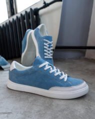 Сині чоловічі кеди VORTEX BLUE вигляд збоку з білою підошвою