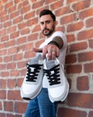 пропиши всю информацию для сео фото товара чоловічі кросівки OBSIDIAN WHITE