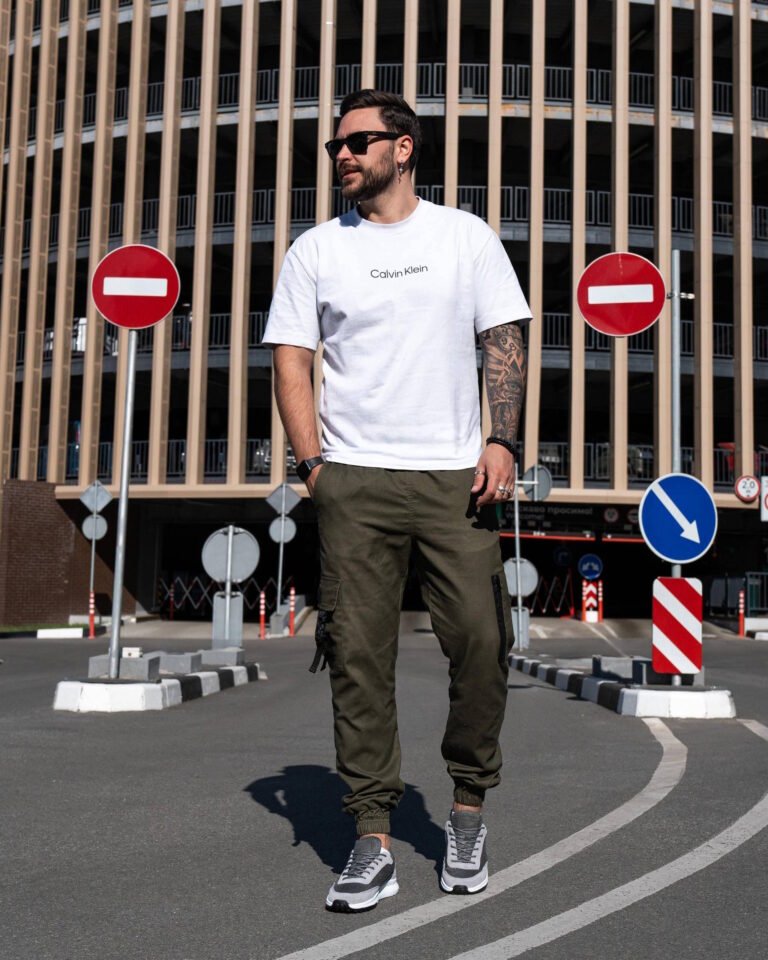 пропиши всю информацию для сео фото товара чоловічі кросівки GRAFIT AERO