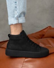 Чоловічі ботинки GLAM BLACK чорні шкіряні боковий вигляд на нозі