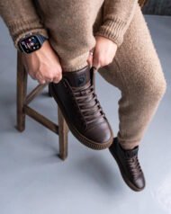 Чоловічі ботинки GLAM FOX коричневі шкіряні вигляд зверху на нозі