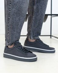 Чоловічі кеди літні RIVO GREY сірі на нозі вигляд збоку